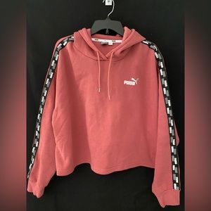 Women’s Puma Sweatshirt